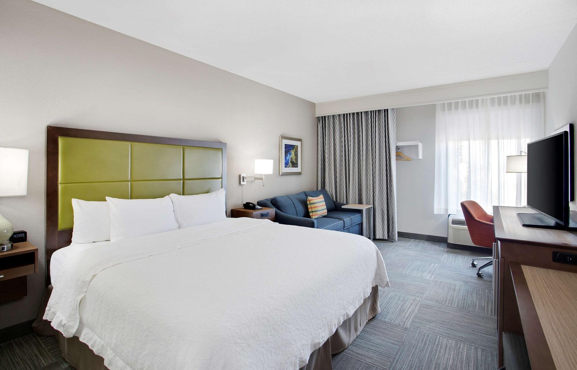 Hampton Inn Middletown Bagian luar foto
