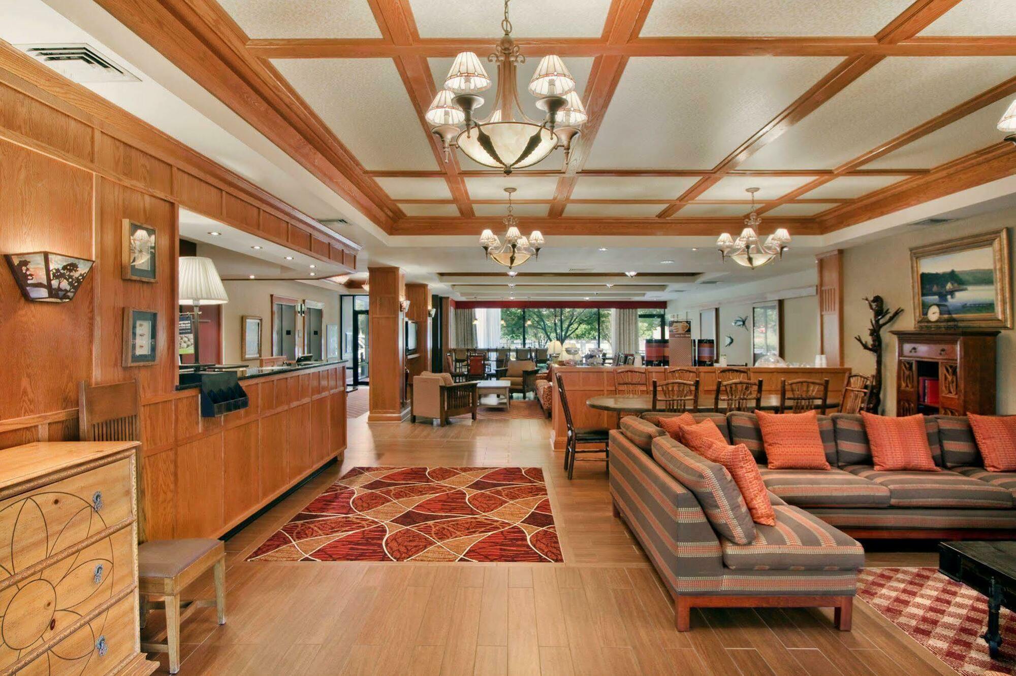 Hampton Inn Middletown Bagian luar foto